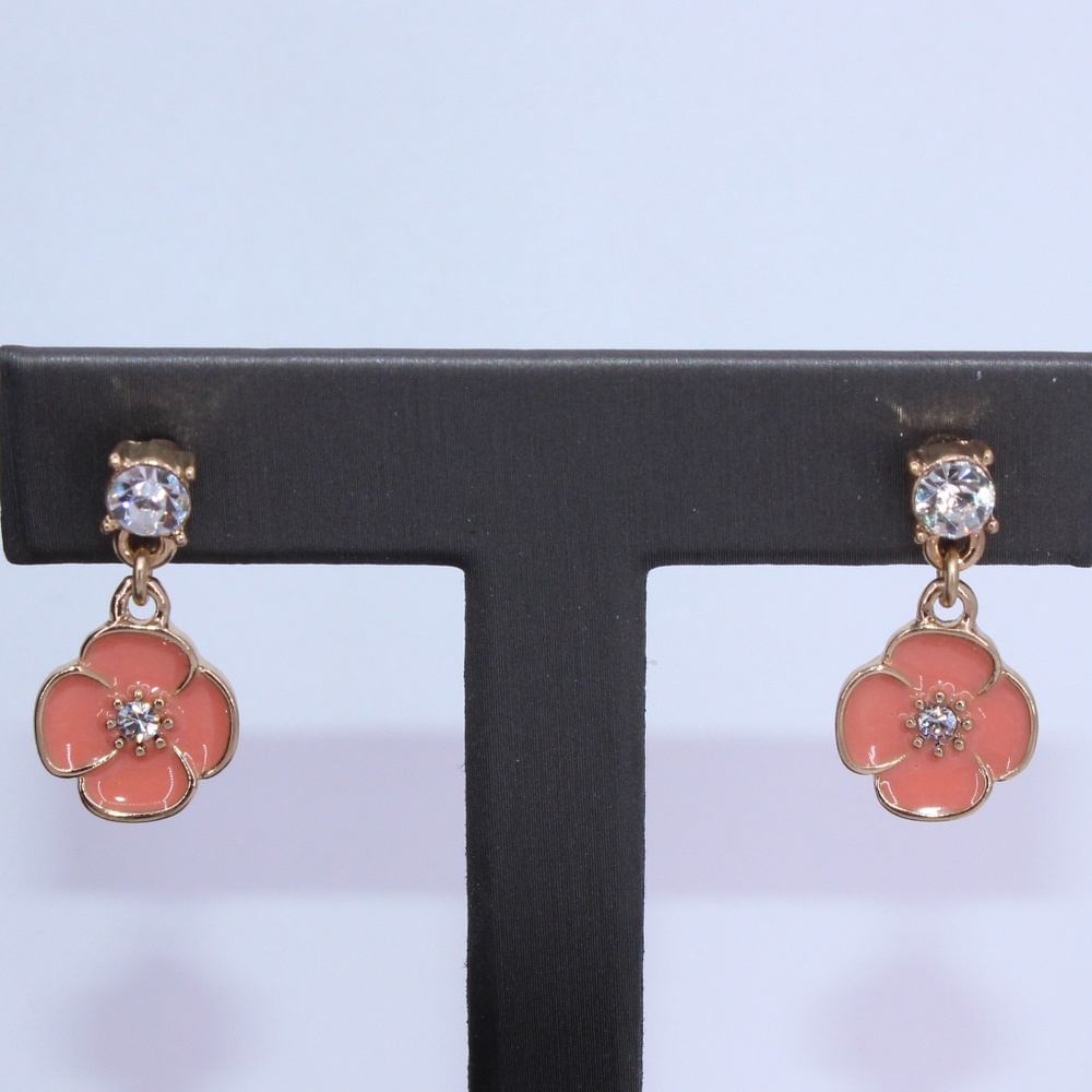 🌟Price Drop🌟 Peach Flower Dangling Earrings